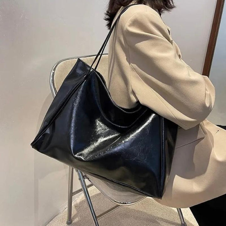 Amara | Bolso de mano de cuero retro