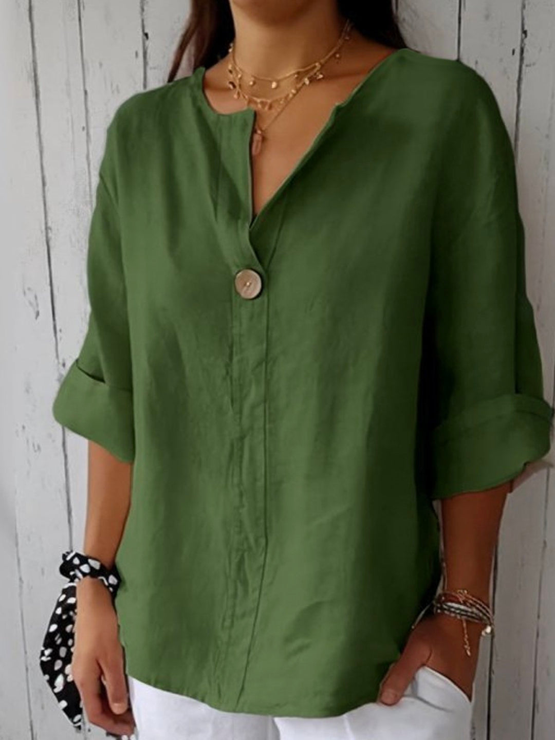 Kamila | Blusa informal con cuello en V
