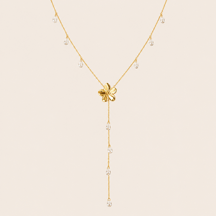 Oraya | Collar dorado con detalles