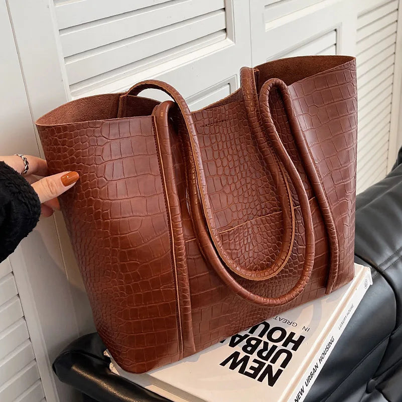Betina | Bolso de hombro de piel de cocodrilo
