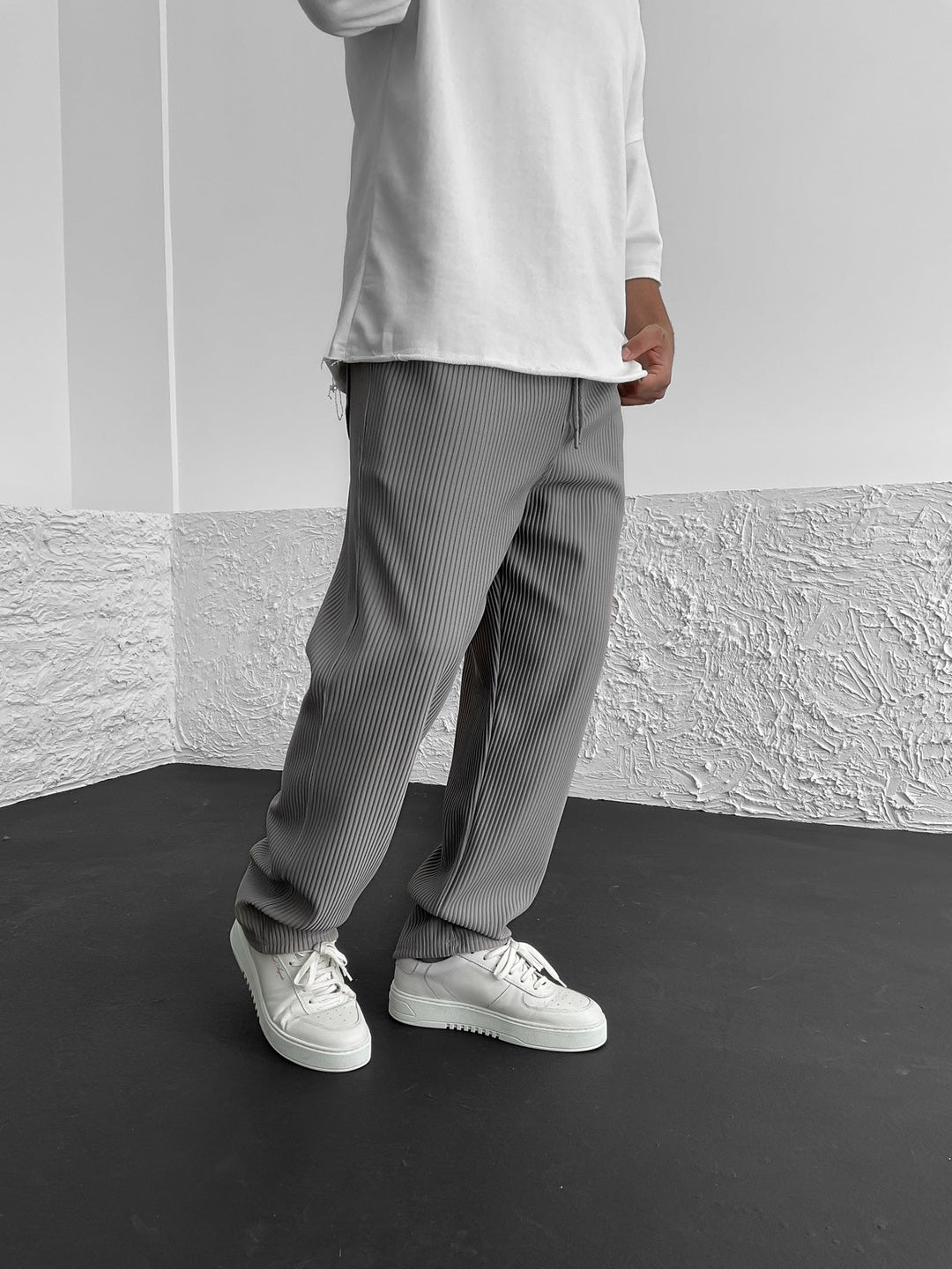 Żelisław | Pantalón holgado de canalé